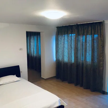 Vila Maria *